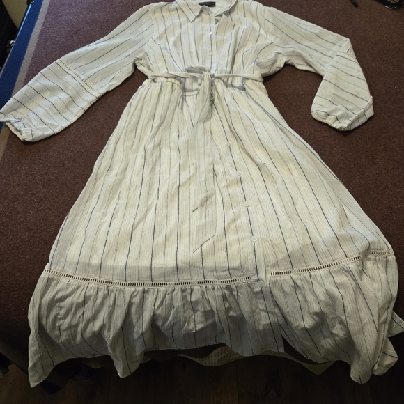 Lane Bryant Dresses & Skirts - Lane Bryant Blouson Sleeved Striped Midi Shirt Dress In Size 18